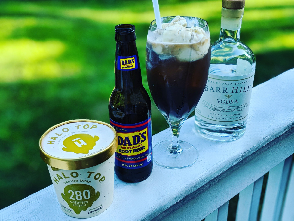 Adult Root Beer Float – A Dessert Cocktail Recipe